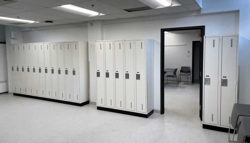 Casier vestiaire fabrique Quebec projet Pedlex realisation expert locker